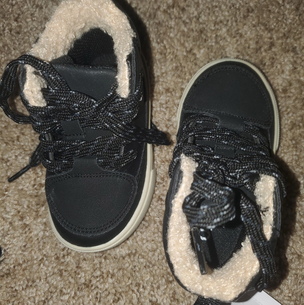 Osh kosh b'gosh toddler boots